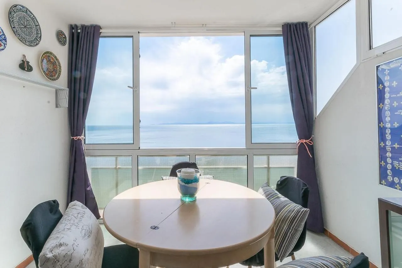 Apartamento Meda Chica Apartment Roses Spain